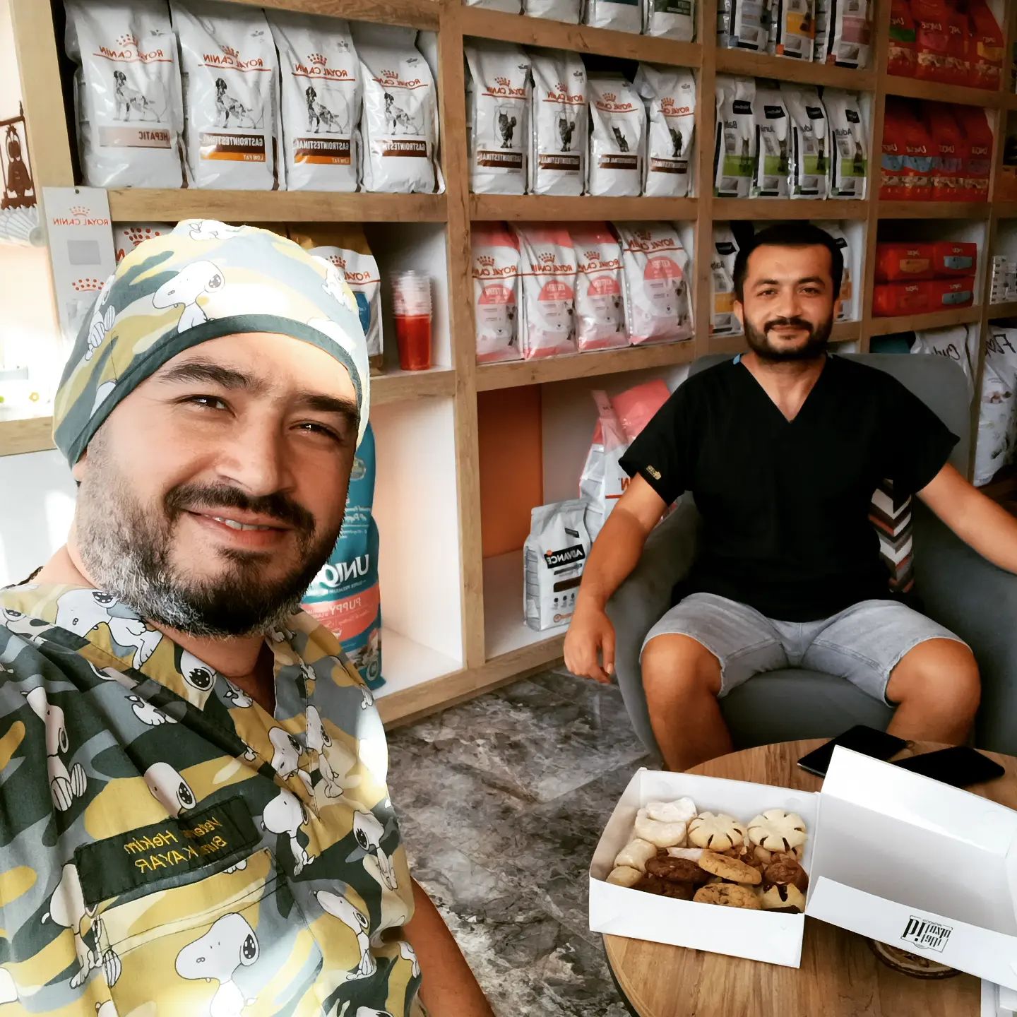 Veteriner Hekim Burak Kayar Yalıkavak Veteriner Kliniği
